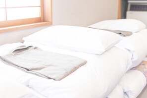 Japanese Style Quadruple Room | Free WiFi, bed sheets - Chalet Burlap Furanui (Furano)