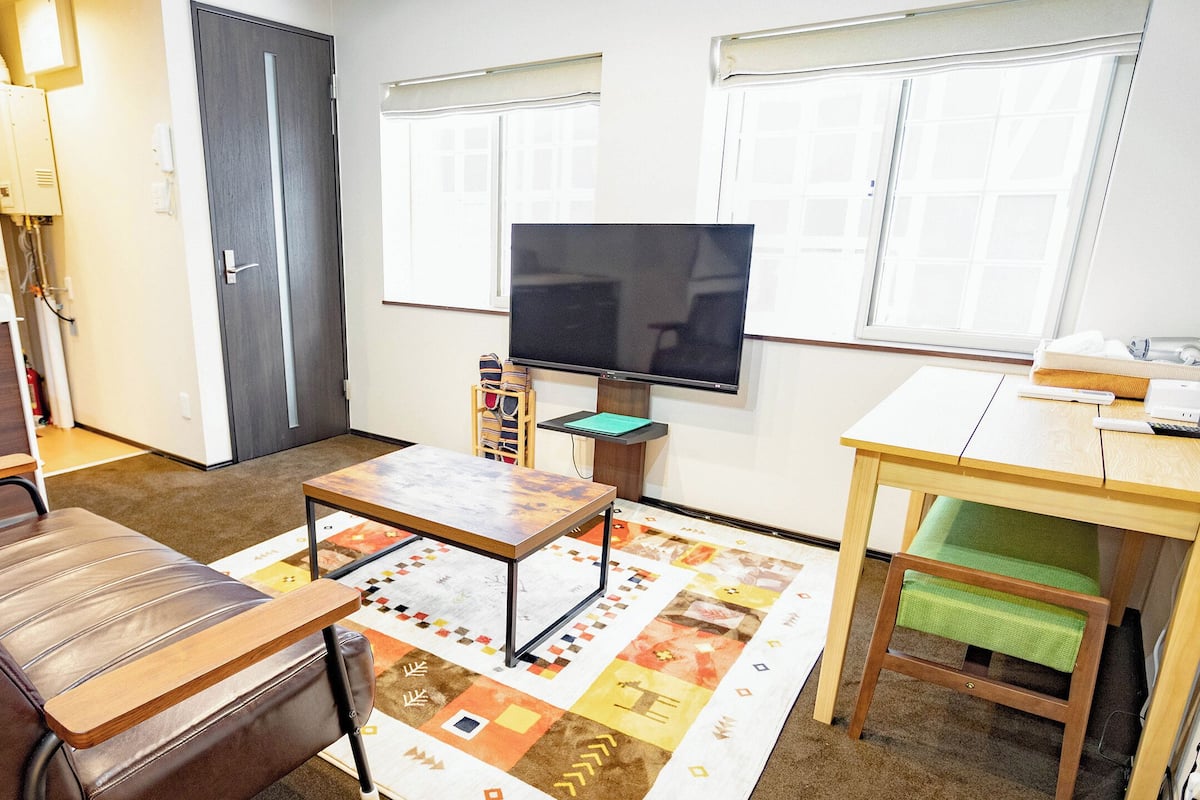 Casa de campo Confort, 1 habitación, no fumadores, cocina | Zona de estar | Una televisión de pantalla plana