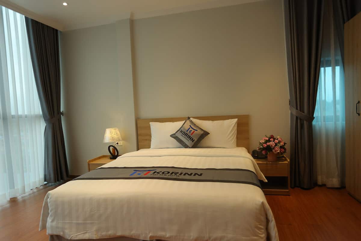 Minibar, in-room safe, desk, blackout curtains