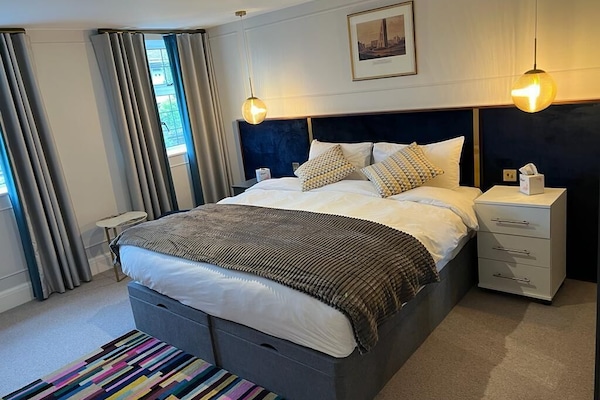 Literie de qualité supérieure, coffres-forts dans les chambres