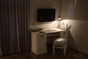 Blackout drapes, iron/ironing board, free WiFi, bed sheets