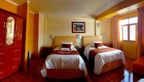 Decoración personalizada, muebles diferentes y escritorio