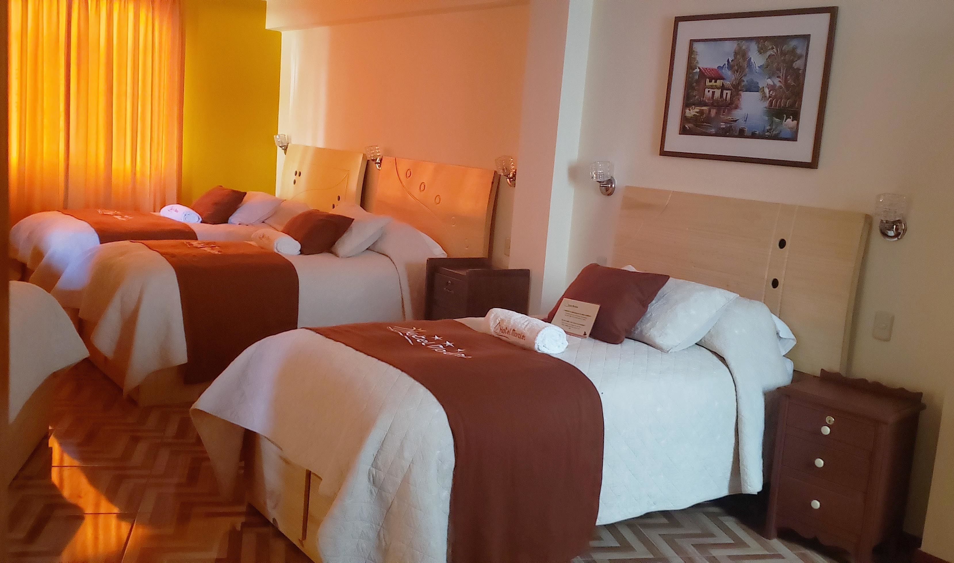 Decoración individual, mobiliario individual, escritorio