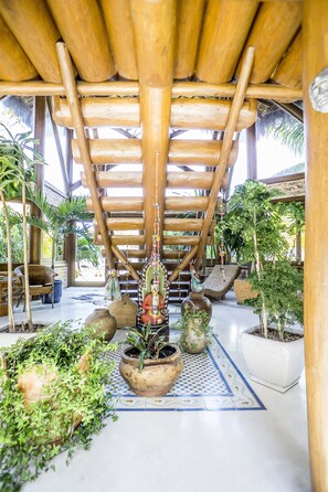 Lobby sitting area - Pousada Udexere Eco House (Santa Cruz Cabralia)