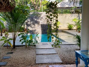 Khuôn viên nơi lưu trú