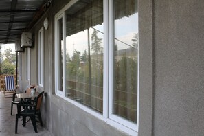 Exterior detail - Villa Vere (Zugdidi)