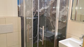 Chambre Simple | Coffres-forts dans les chambres, bureau, rideaux occultants