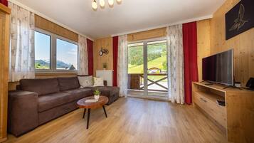 In-room safe, desk, blackout drapes, free WiFi