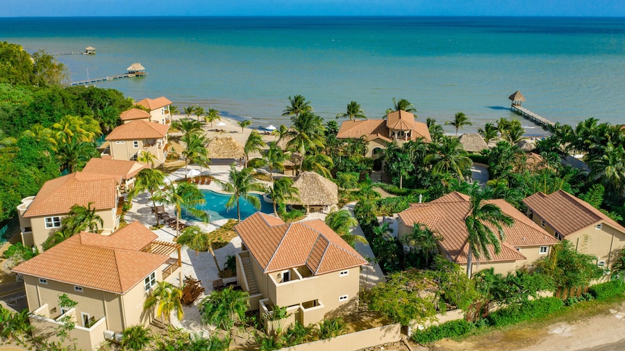 Sirenian Bay Resort - Villas & All Inclusive Bungalows