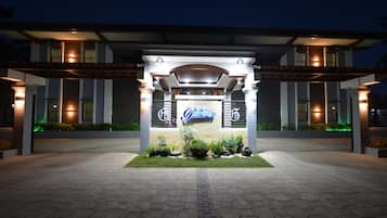 Free self parking