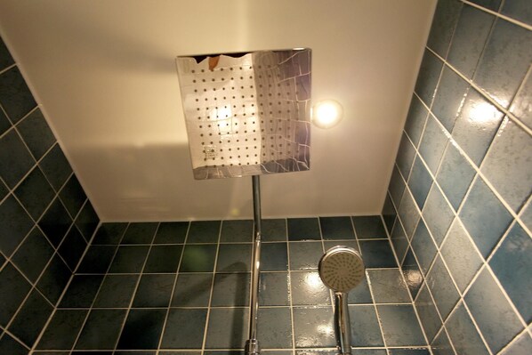 Dusj på badet