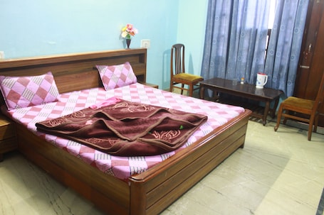 Deluxe Room | Free WiFi, bed sheets