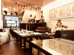 Elite Suite, Non Smoking | Living area | Flat-screen TV - Grace house homestay (Tainan)