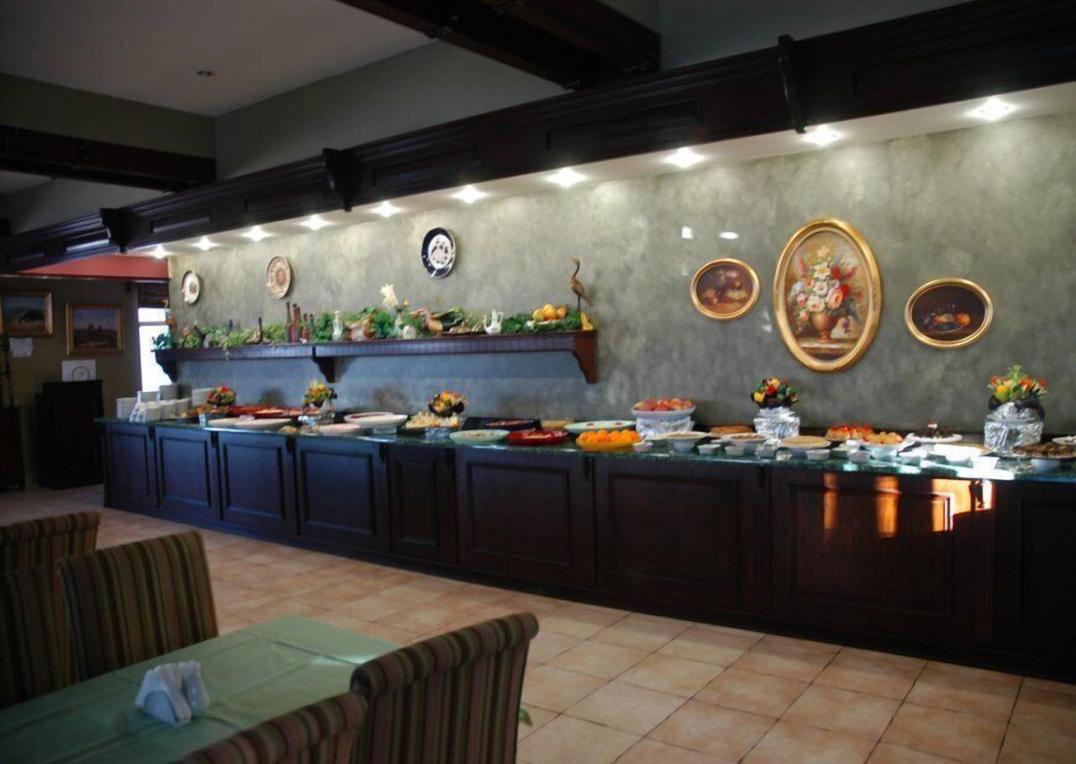 Se sirven desayunos, almuerzos y cenas