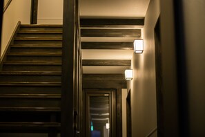 Staircase - JINYA Fujikawaguchiko (Fujikawaguchiko)