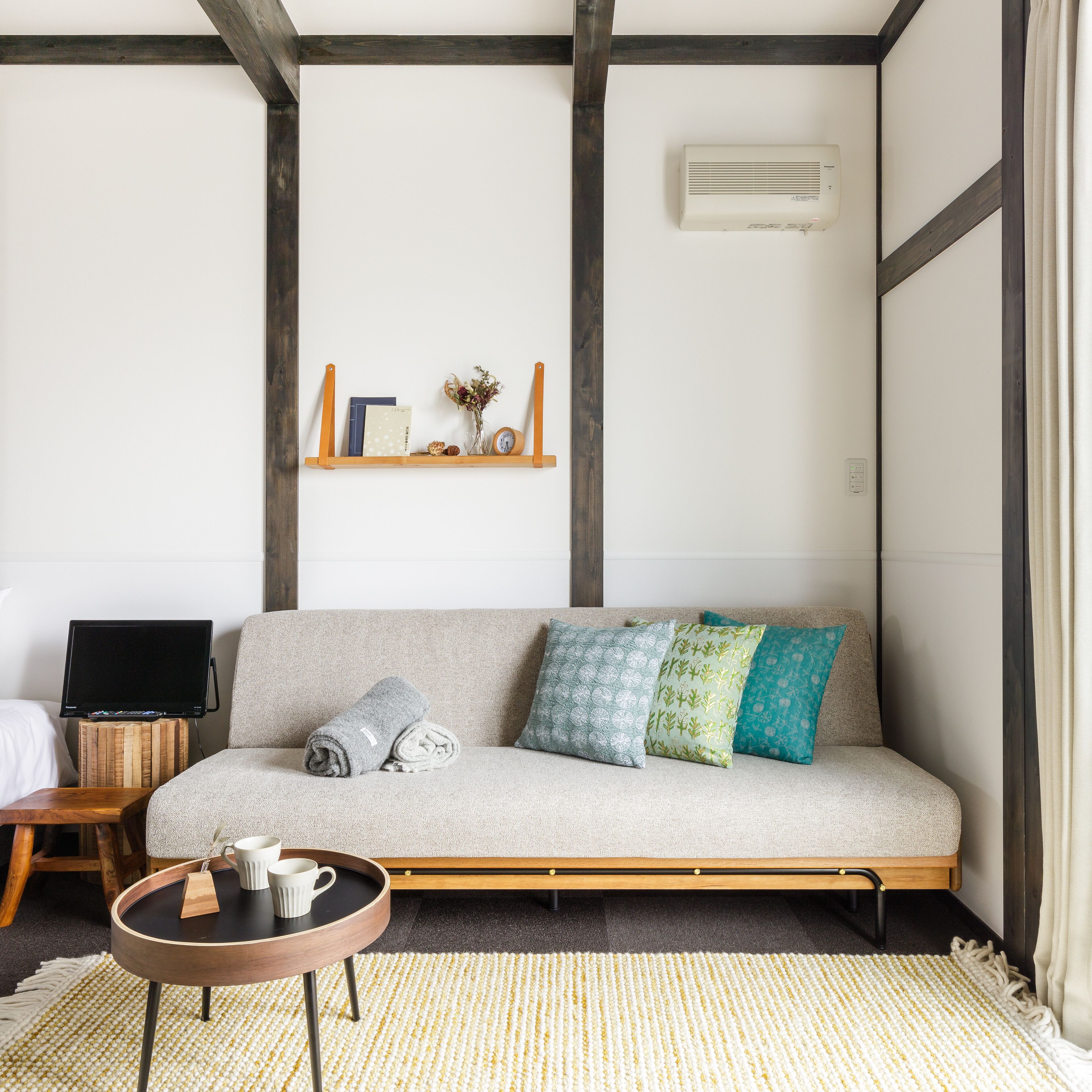 deluxe quadruple room, non smoking | 1 bedroom, in-room safe, blackout curtains, free wifi