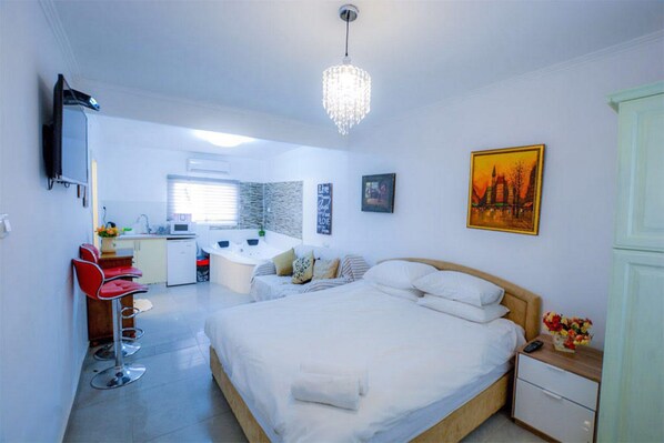 Deluxe Cabin, 1 Queen Bed, Non Smoking