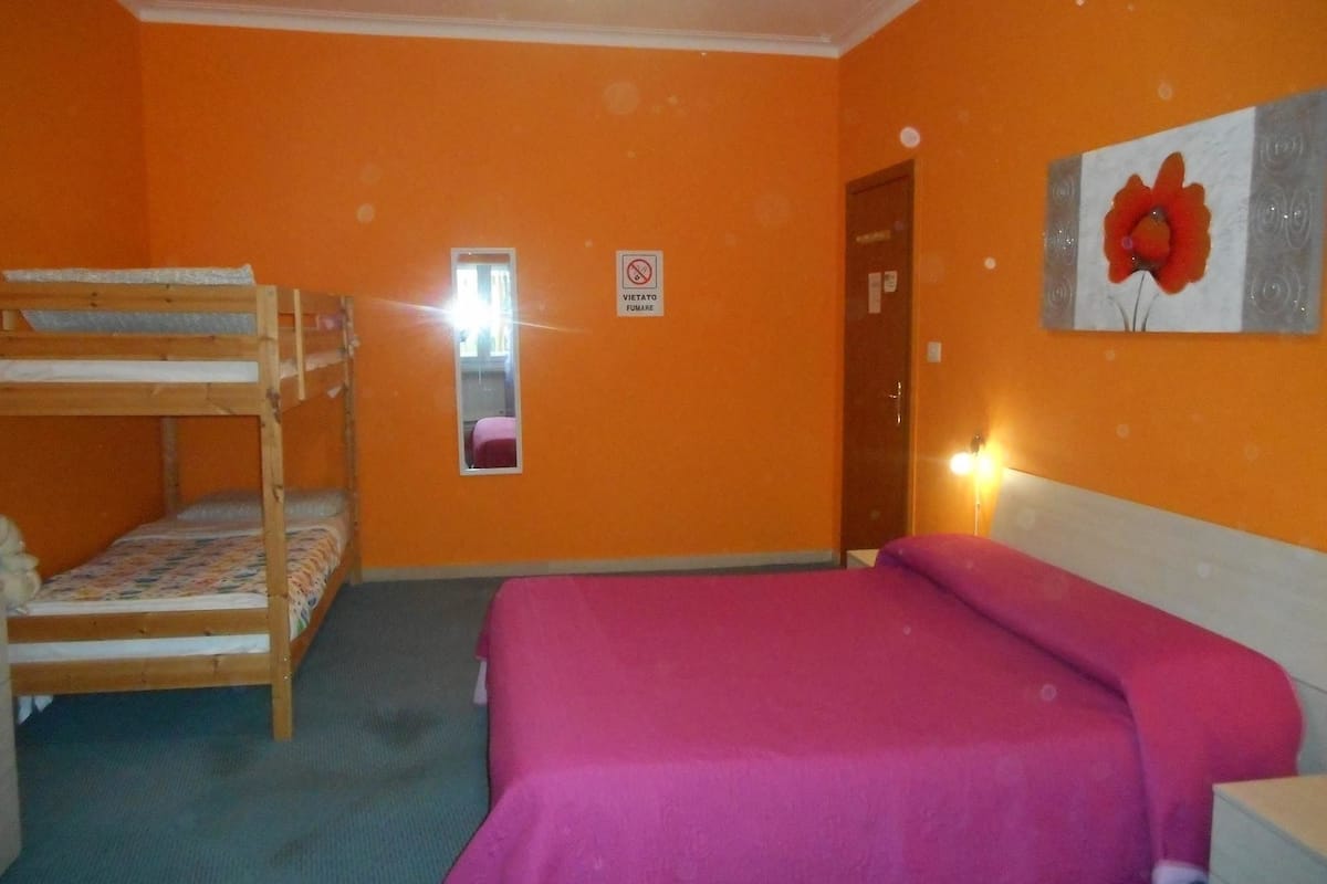 Quadruple Room, Shared Bathroom (External) | Desk, blackout drapes, soundproofing, free WiFi