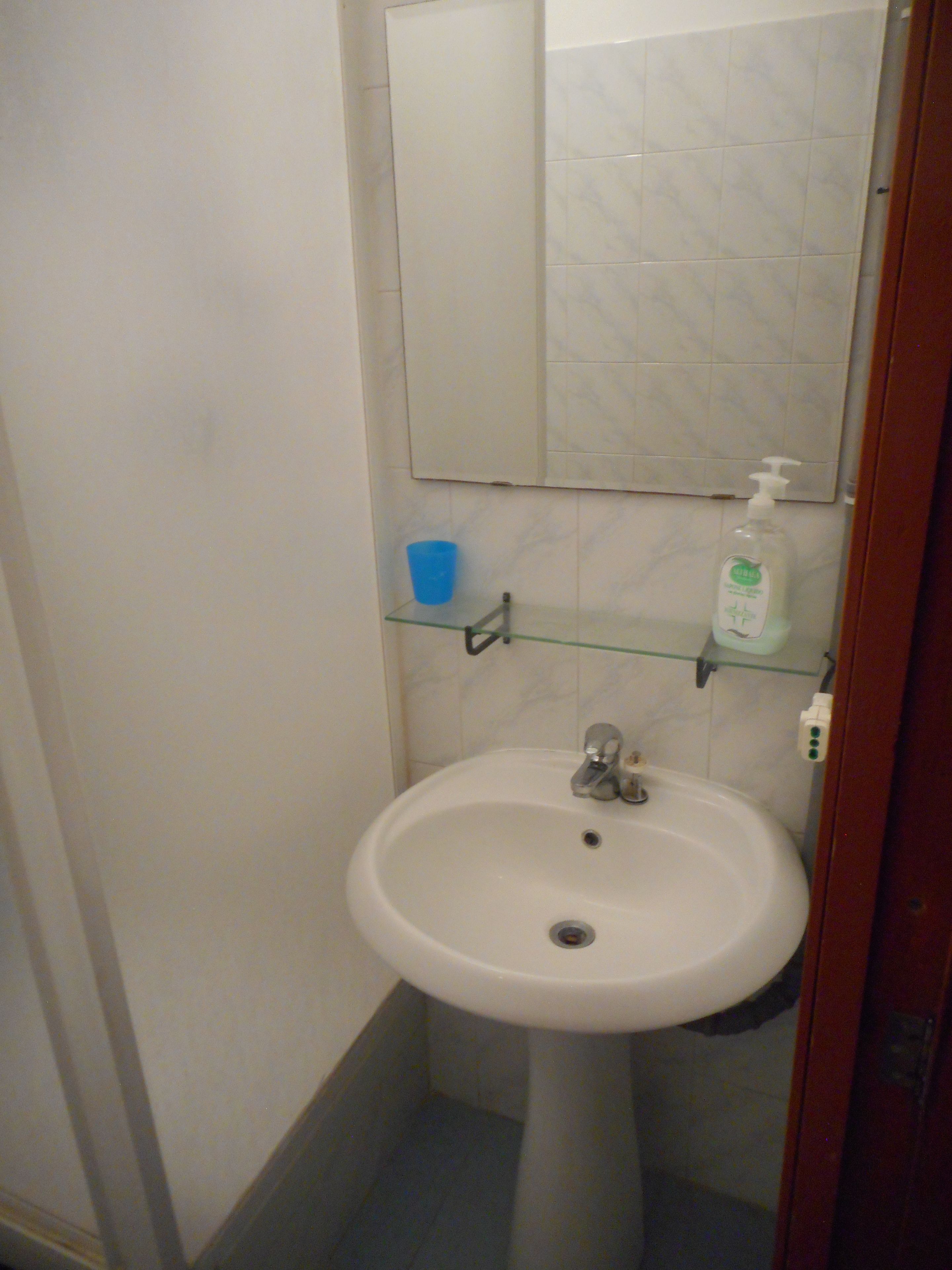 Triple Room, Shared Bathroom (External) | Bathroom shower