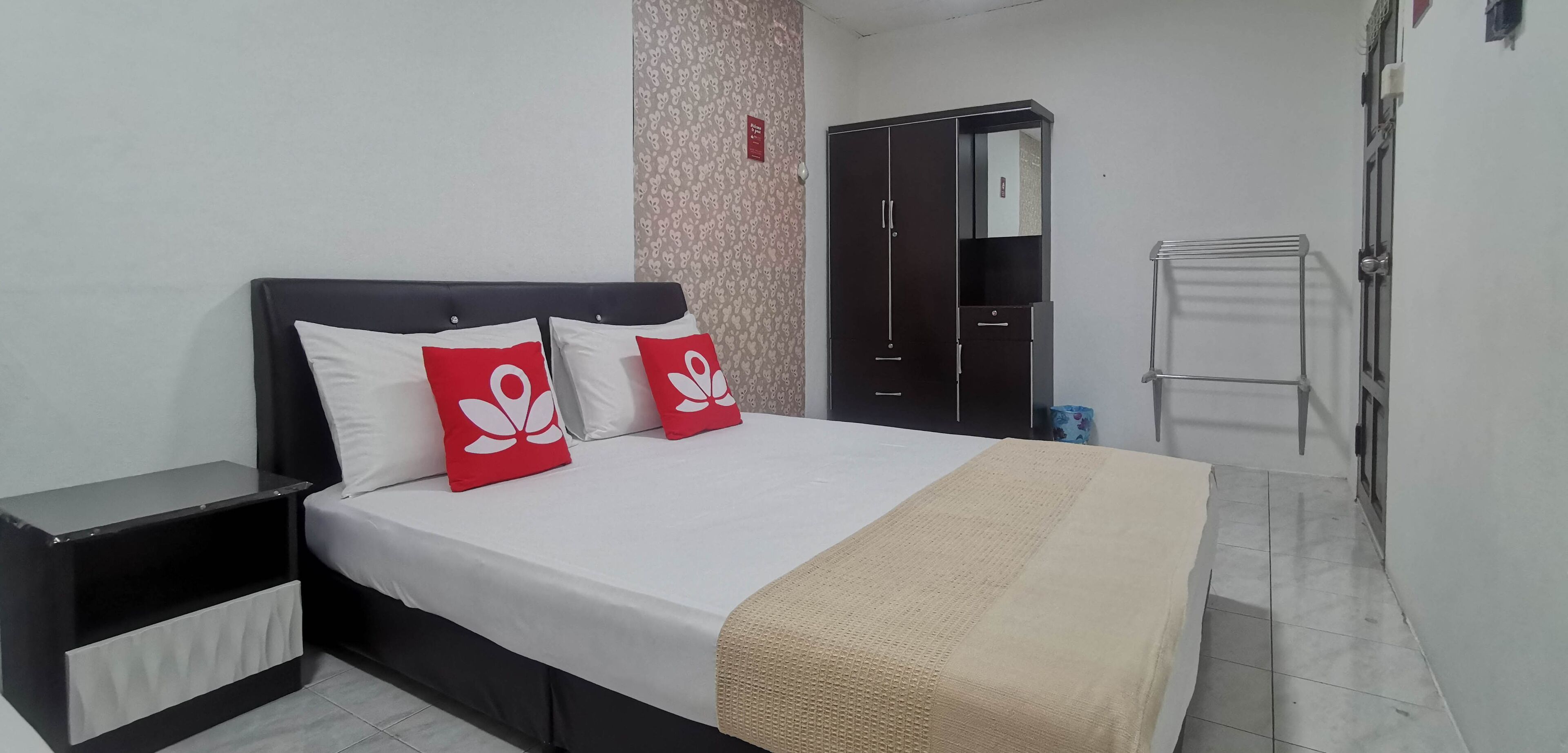 Phòng đôi Tiêu chuẩn (Twin) | Bàn, truy cập Internet không dây miễn phí, bộ trải giường 