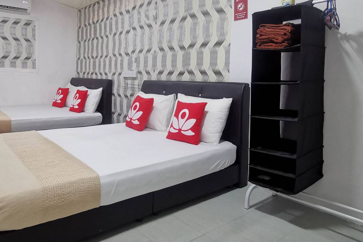 Double Twin Room | Desk, free WiFi, bed sheets