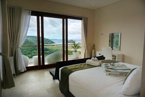 Villa, 3 Bedrooms, Beach View | 3 bedrooms, memory-foam beds, individually decorated - Villa Atas Pelangi (Kuta)