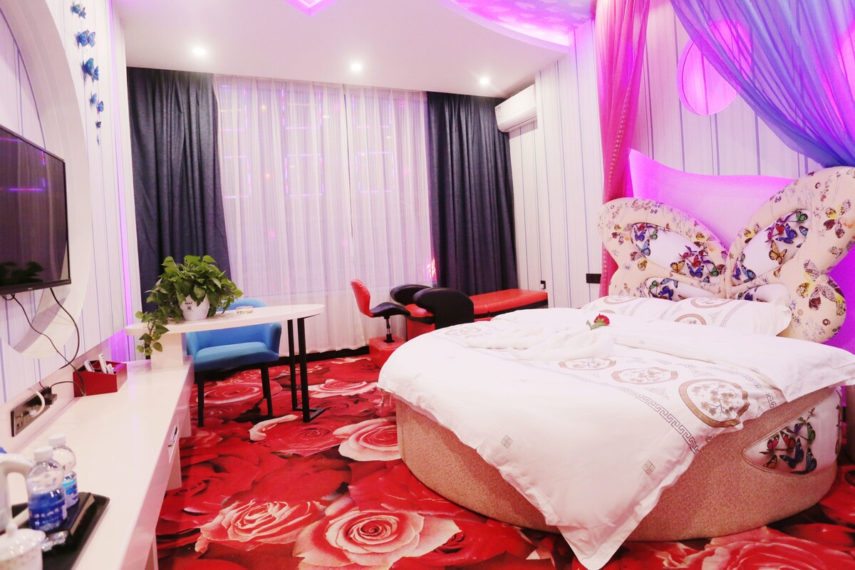 Romantic Double Room | Premium bedding, desk, blackout curtains, soundproofing