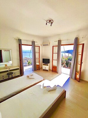 基本公寓, 2 間臥室, 海景 | 高級寢具、房內夾萬、免費 Wi-Fi、床單