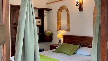 Comfort Double Room, Terrace, Garden View