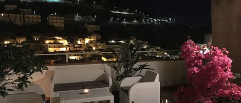 Deluxe Quadruple Room, 1 Bedroom, Terrace, City View | Terrace/patio