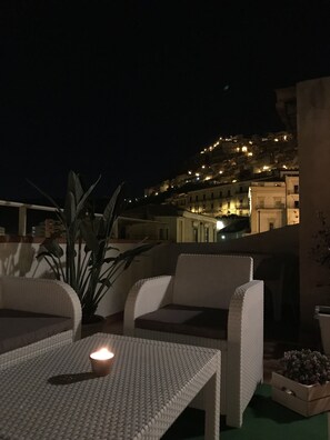 شرفة/رواق
