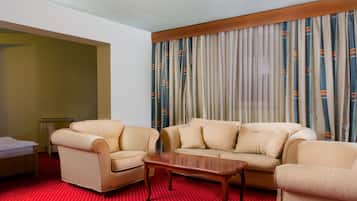 Apartamento conforto | 1 quarto, frigobar, cofres nos quartos, individualmente decorados