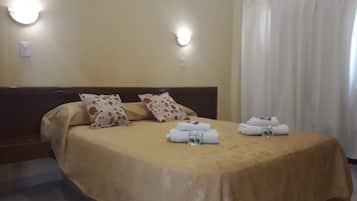 Standard Double Room, 1 Double Bed, Non Smoking | Air conditioning