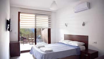 Minibar, lits pliants/supplémentaires, Wi-Fi gratuit, draps fournis