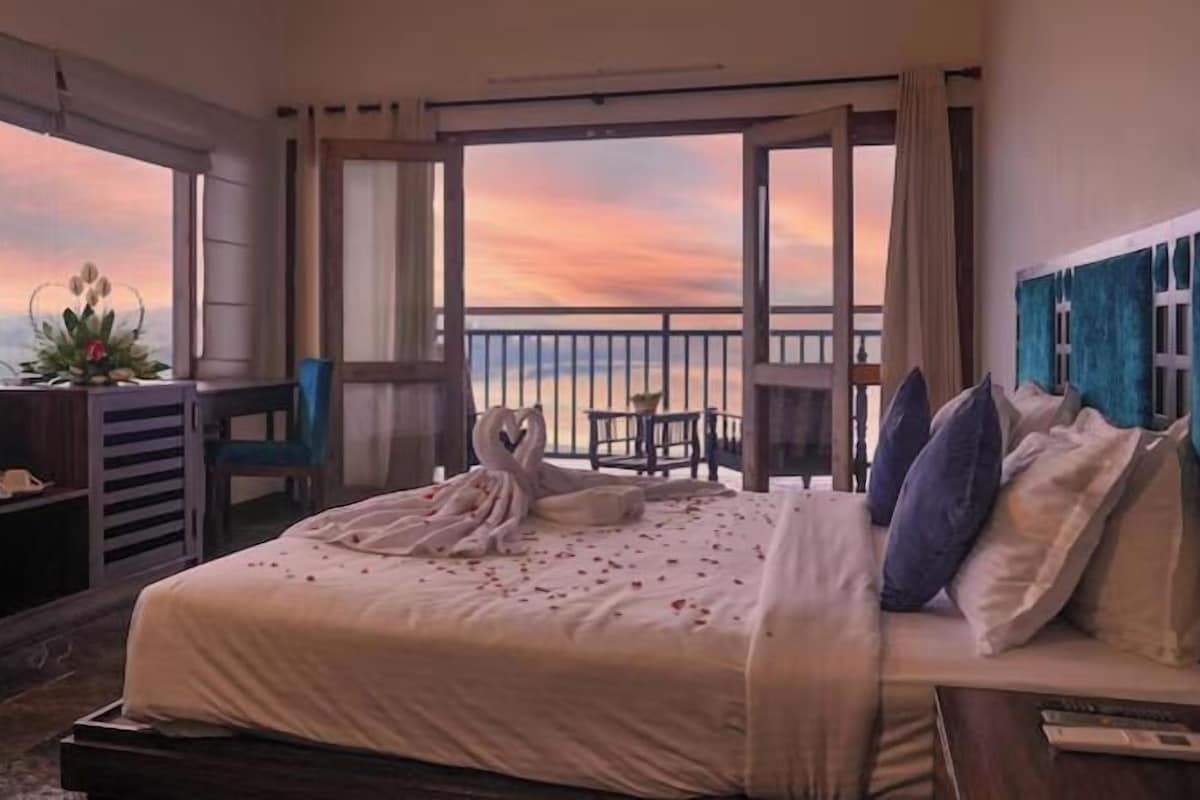 奢華別墅, 湖景 | 埃及棉床單、高級寢具、羽絨被、Select Comfort 床墊