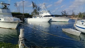 Boating - Robbys Place Andros (Morgan's Bluff)
