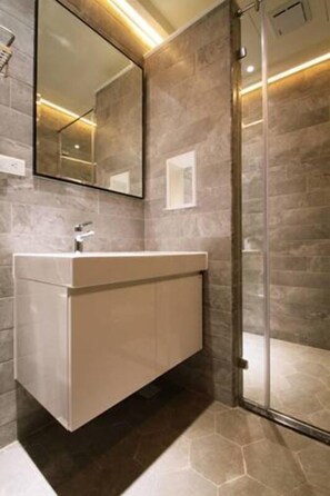 Double Room, 1 Double Bed, Non Smoking, Ocean View | Bathroom