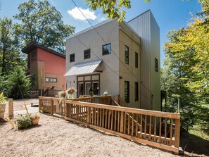 Exterior - Westover (Asheville)