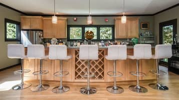 House, Multiple Beds, Accessible, Non Smoking | Private kitchen