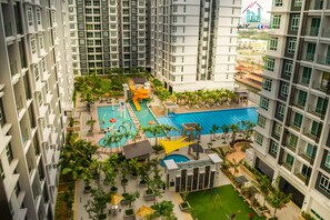 View from room - J&J Vacation Home at Parkland Residences (Malacca City)