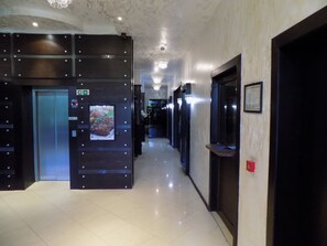 Reception - Hotel Saphire (Sunny Beach)