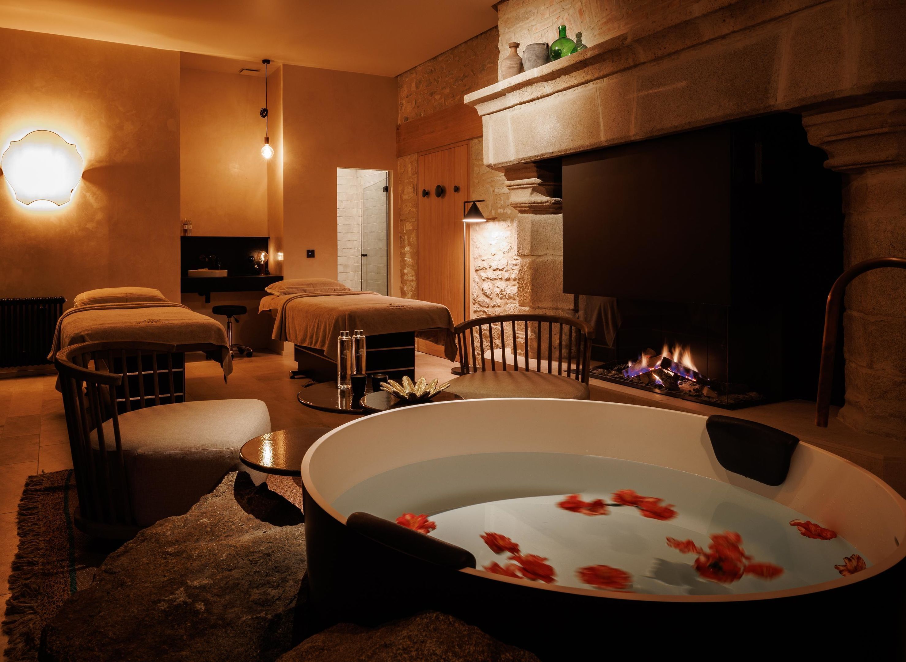 Couples treatment rooms, sauna, steam room, Turkish bath