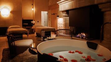 Couples treatment rooms, sauna, steam room, Turkish bath
