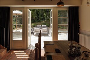 Family Villa | Private kitchen | Espresso maker, coffee/tea maker, electric kettle, highchair - Domaine De Locguénolé & Spa (Kervignac)