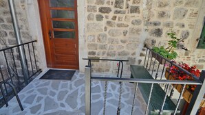 Property entrance - Historic Stone House (Kotor)