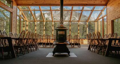 Wood River Lodge - Side-by-Side,Jet Boat transport included, Flight Optional - NOT included