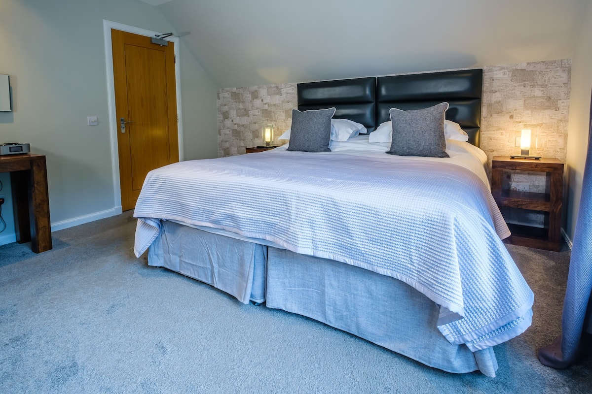 Superior Double Room | 1 bedroom, Egyptian cotton sheets, premium bedding