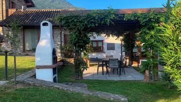 Cottage Comfort, 2 kamar tidur, pemandangan kebun, gedung tambahan (Il Granaio) | Teras/patio