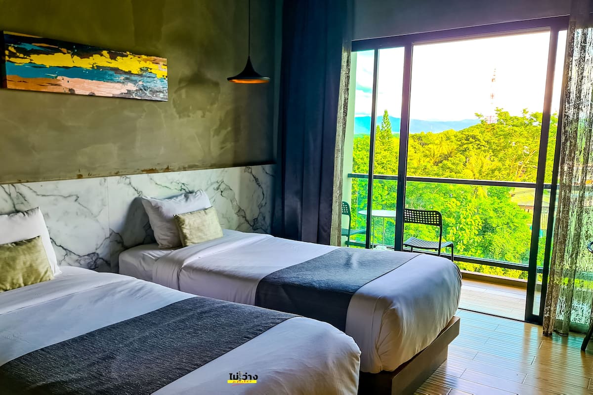 In-room safe, blackout drapes, soundproofing, rollaway beds