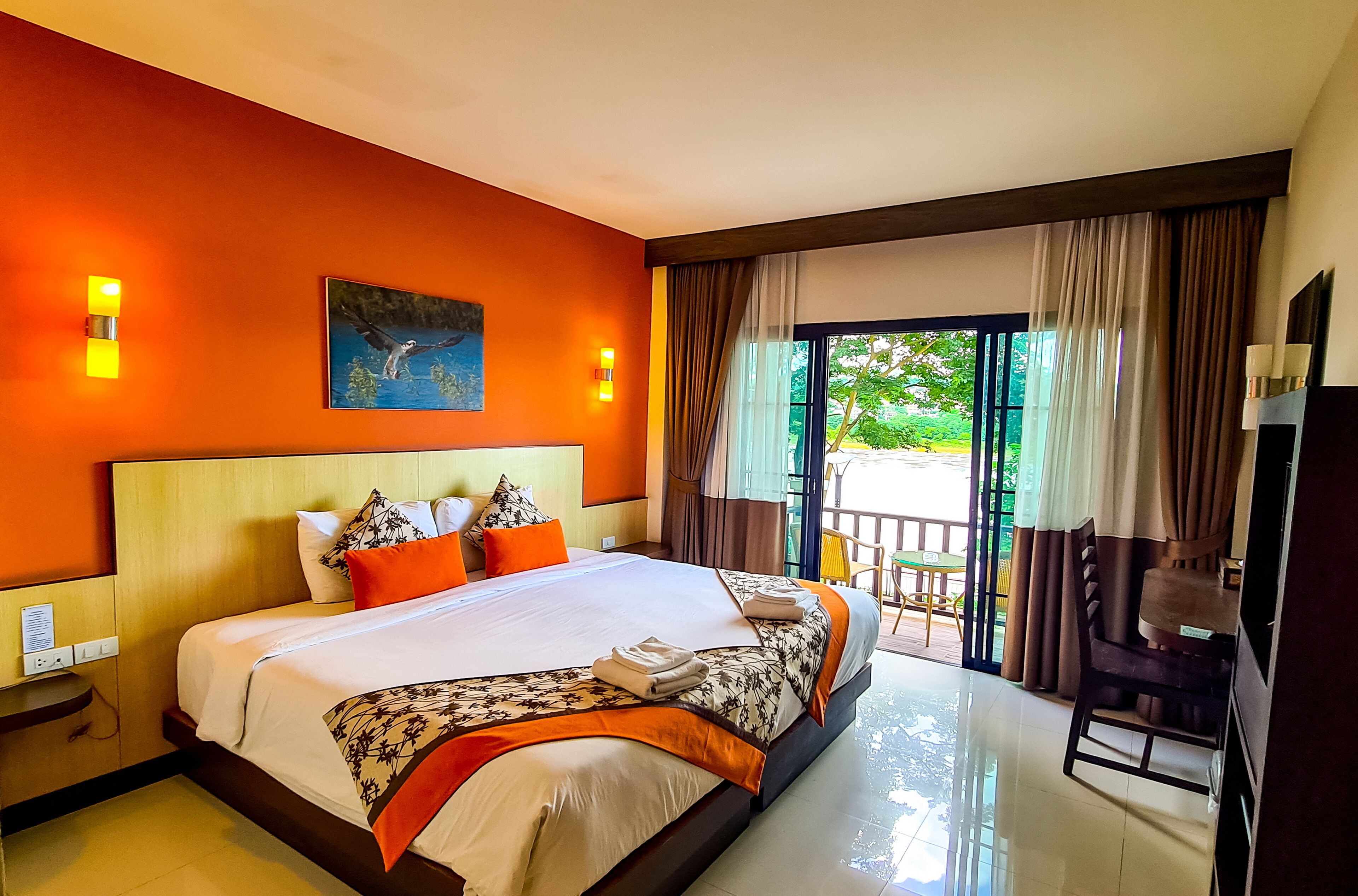 Quarto casal ou duplo, vista para o rio (Resort) | Cofres nos quartos, cortinas blackout, quartos à prova de som